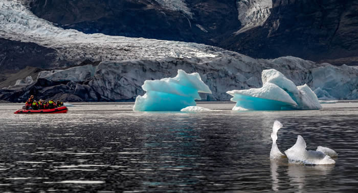 地震学家过去的三周内在冰岛记录下5万多次地震活动