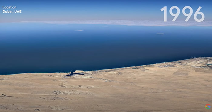 1996年的迪拜仍是一片荒芜。(图/翻摄自YouTube/Google)