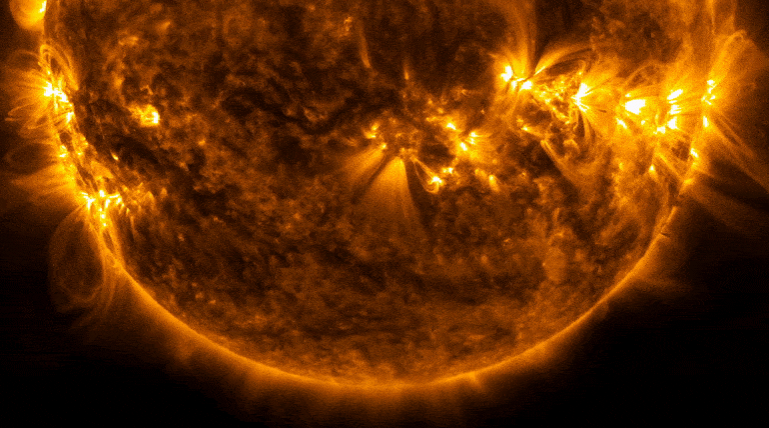 太阳目前正朝着另一个极大期发展 更多的耀斑将会到来