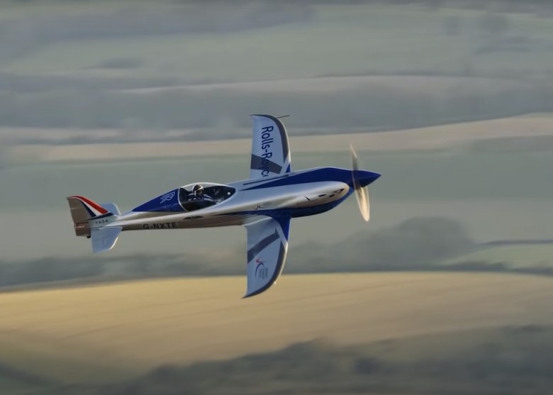 英国飞机引擎制造商劳斯莱斯全电动飞机“创新精神”有望打破世界纪录成为全球最快