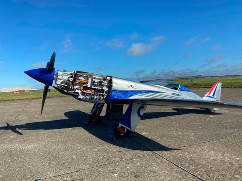 英国飞机引擎制造商劳斯莱斯全电动飞机“创新精神”有望打破世界纪录成为全球最快