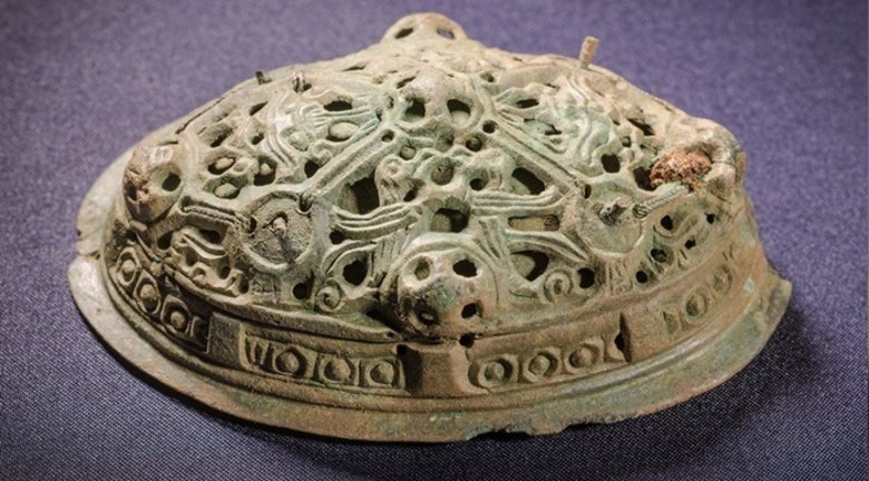 英国属地马恩岛博物馆展出维京女性使用的胸针