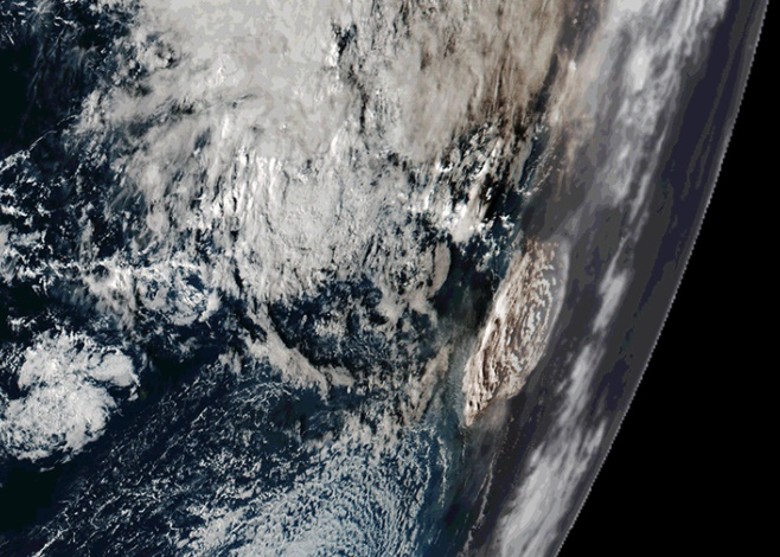 2022年1月14日南太平洋岛国汤加海底火山洪加汤加-洪加哈派喷发并引发海啸和地震