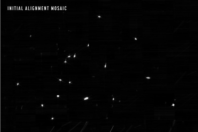 詹姆斯.韦伯太空望远镜首传自拍像 借恒星校准镜片