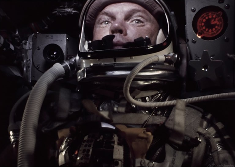 约翰?格伦John Glenn成为首位进入地球轨道的美国宇航员60周年 专家发修复照纪念