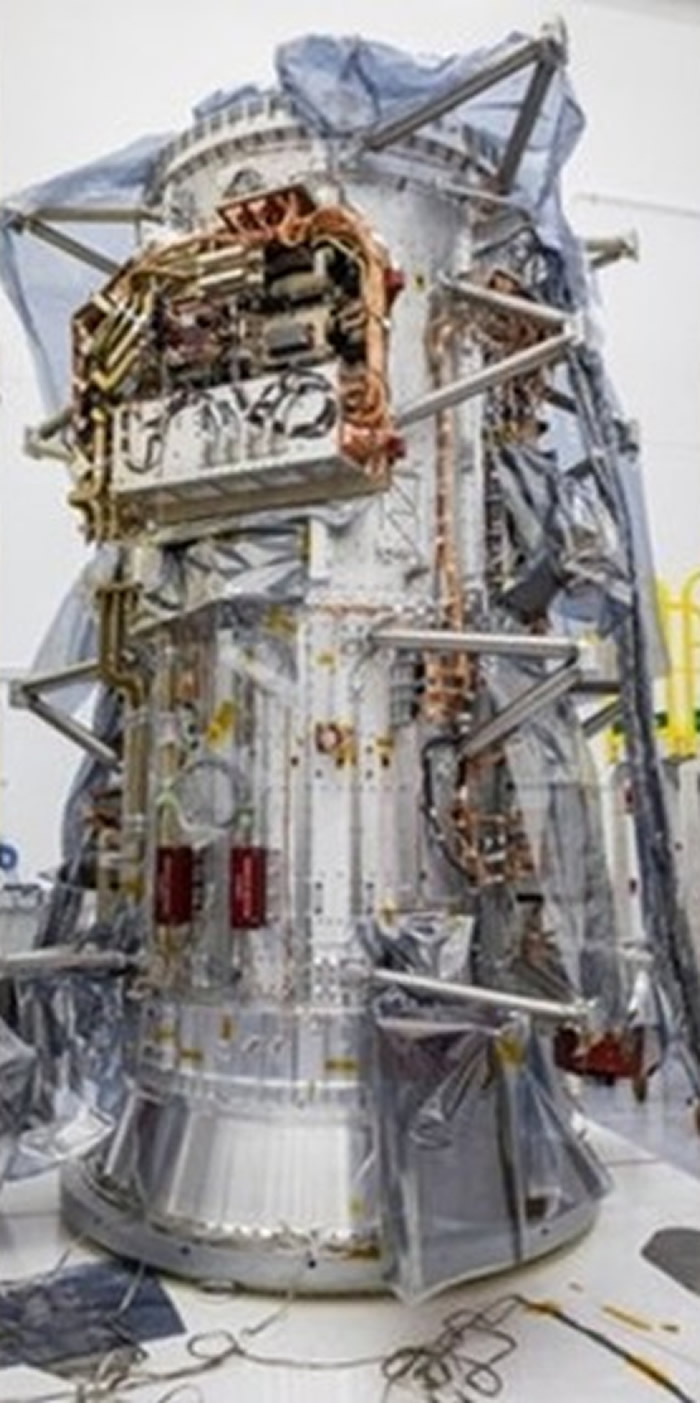 NASA组装太空船探索木星卫星欧罗巴(木卫二)表面情况