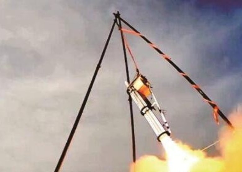 中国成功进行全球首次基于高空气球平台的全系统探空火箭地面发射试验
