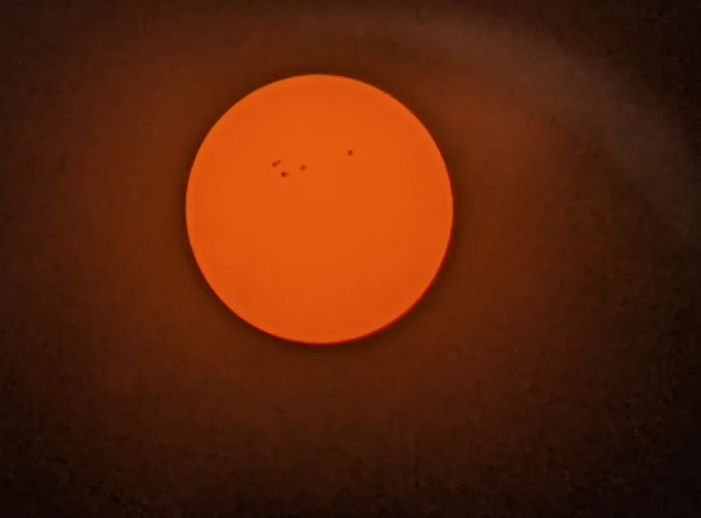 美国宇航局NASA太阳动力学天文台SDO捕捉到太阳爆发 产生明亮的日冕物质抛射