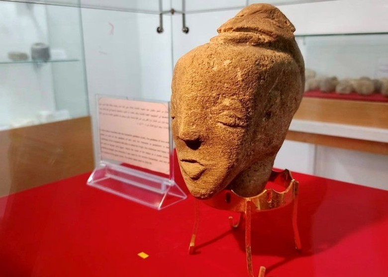 巴勒斯坦加沙地区农田掘出青铜器时代女战神阿纳特头像 见证4500年前迦南文明