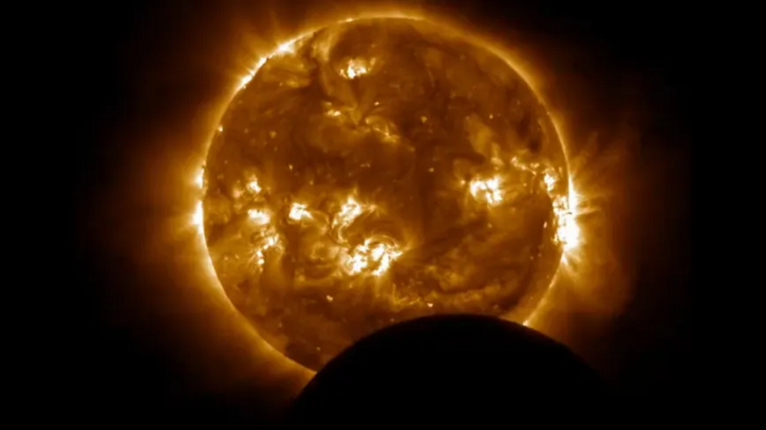 �������Һ���ʹ���������(NOAA)��GOES-16�����������ƫʳ