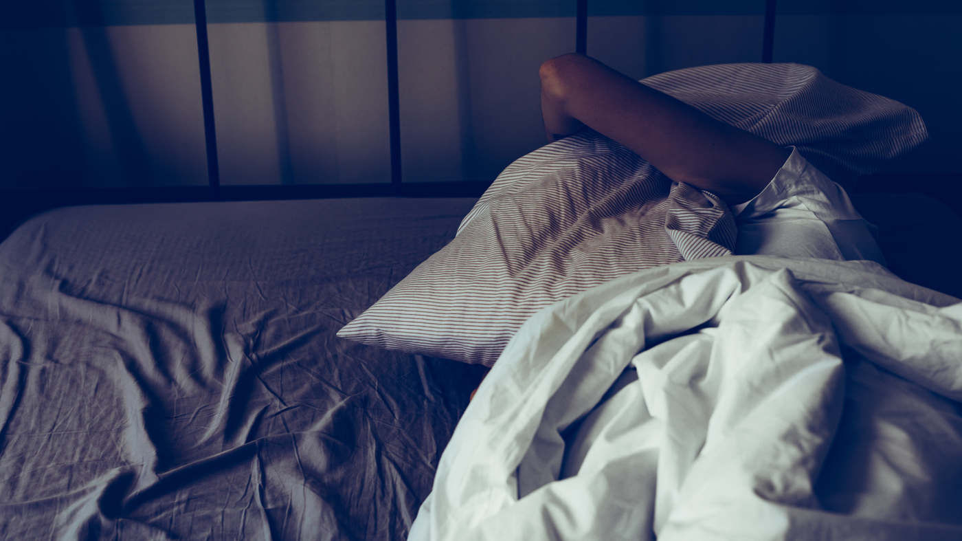 白天过度打盹(或小睡)和阿尔茨海默病两者之间存在潜在的联系