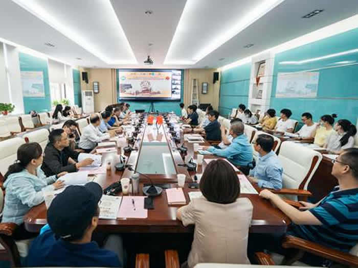 �й�������ѧ���ٿ���30��ѧ�����