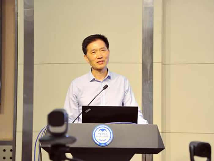 �й�������ѧ���ٿ���30��ѧ�����