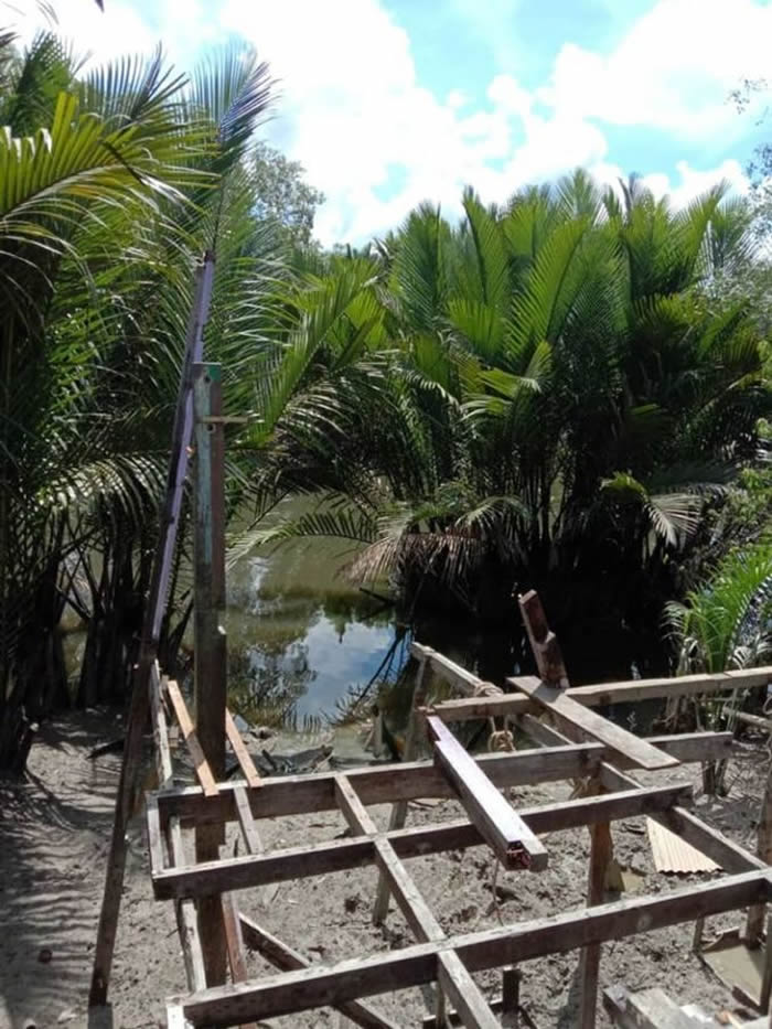 ںӱԼҷʱͻȻ⵽㹥 ͷ˳