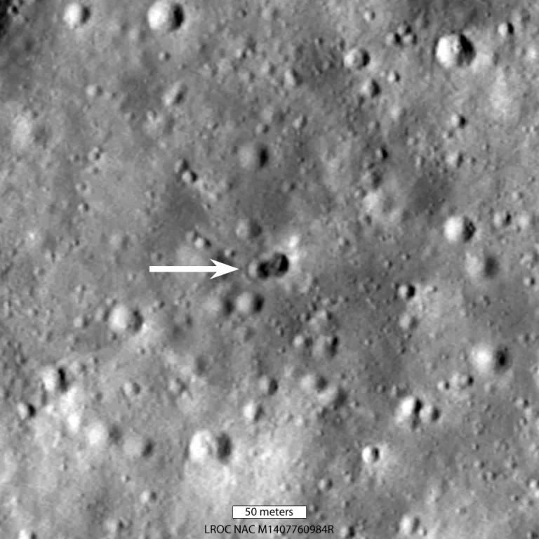 NASA月球勘测轨道器发现月球上的神秘火箭撞击坑