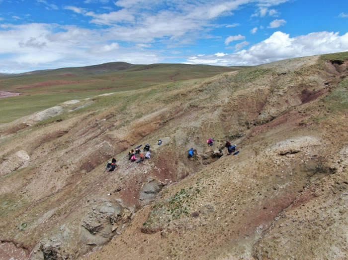 第二次青藏高原科考 为筑牢生态安全屏障上下求索