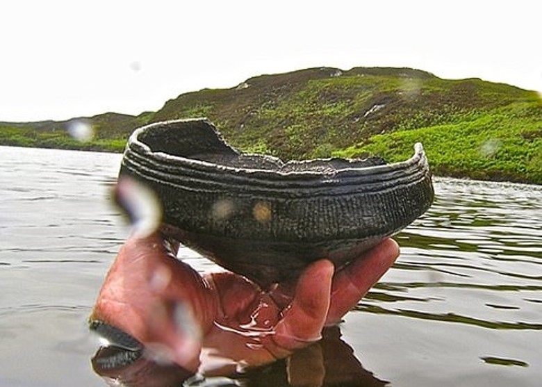 英国苏格兰外赫布里底群岛海底发现新石器时代陶碗 证5000年前古人已吃牛奶麦粥