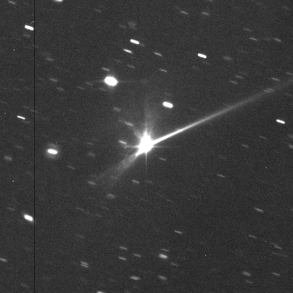 欧空局NEOCC全球天文望远镜视野捕捉到DART航天器撞上小行星Dimorphos