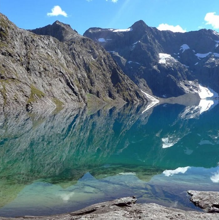 新西兰自然保护部门为国家公园蒂瓦希波乌纳穆聘请主管 乘搭直升机上下班