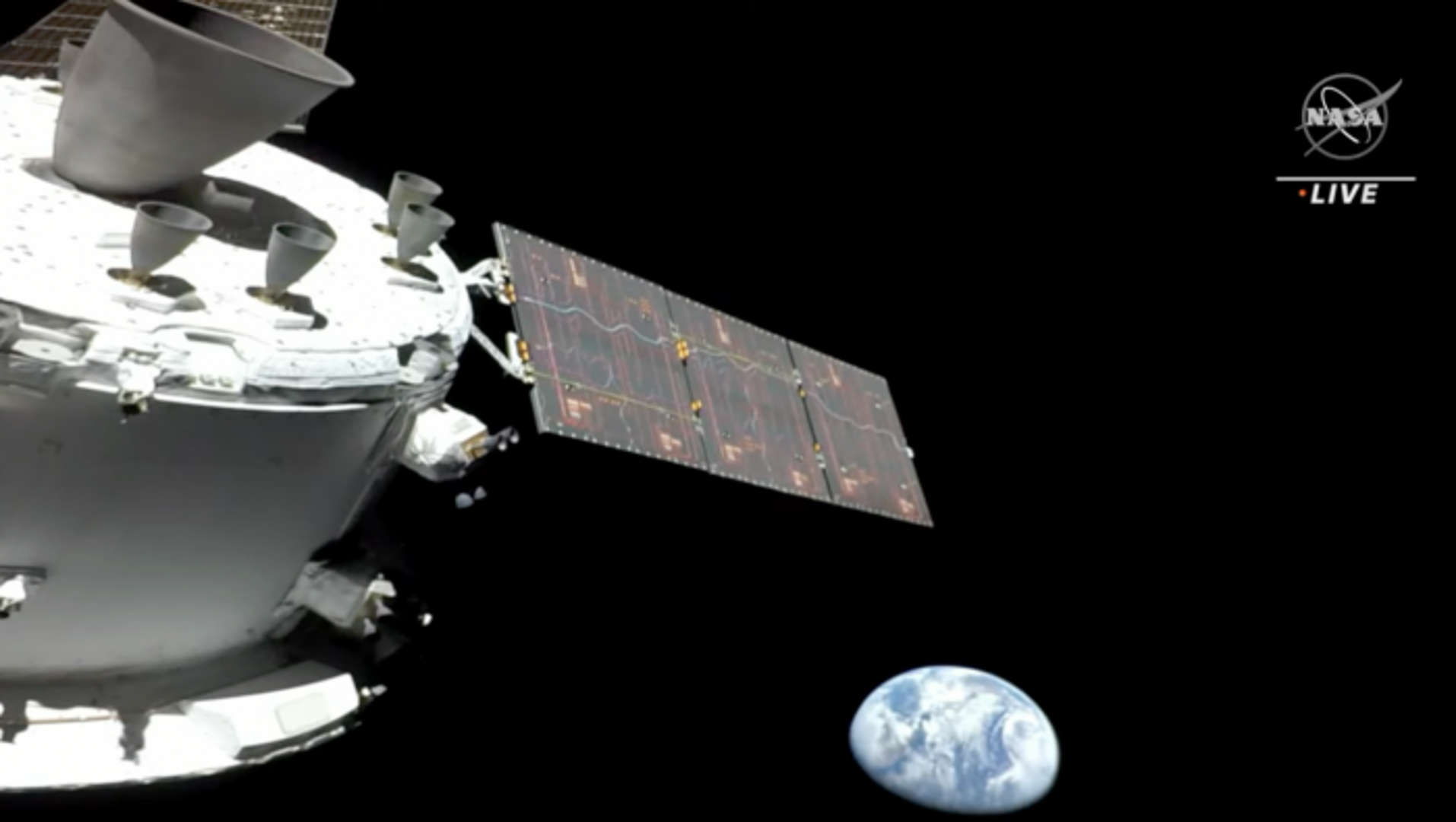 阿特米斯1号任务：NASA分享从其猎户座飞船在58000英里处拍摄的地球图像