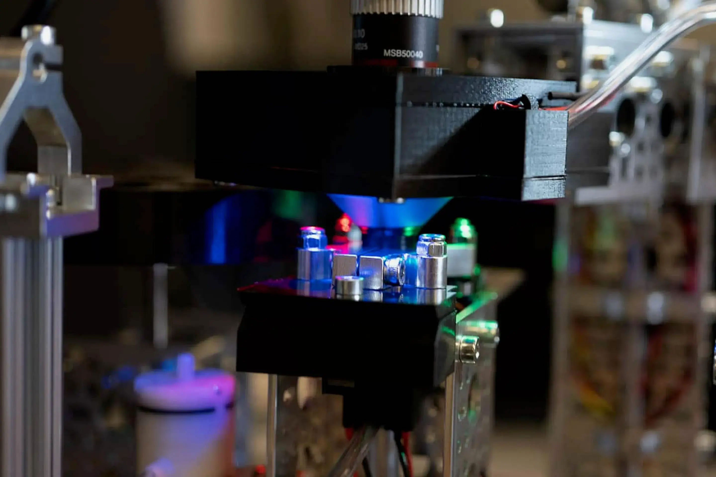 Forabot机器人协助古生物研究人员观察史前有孔虫外壳化石