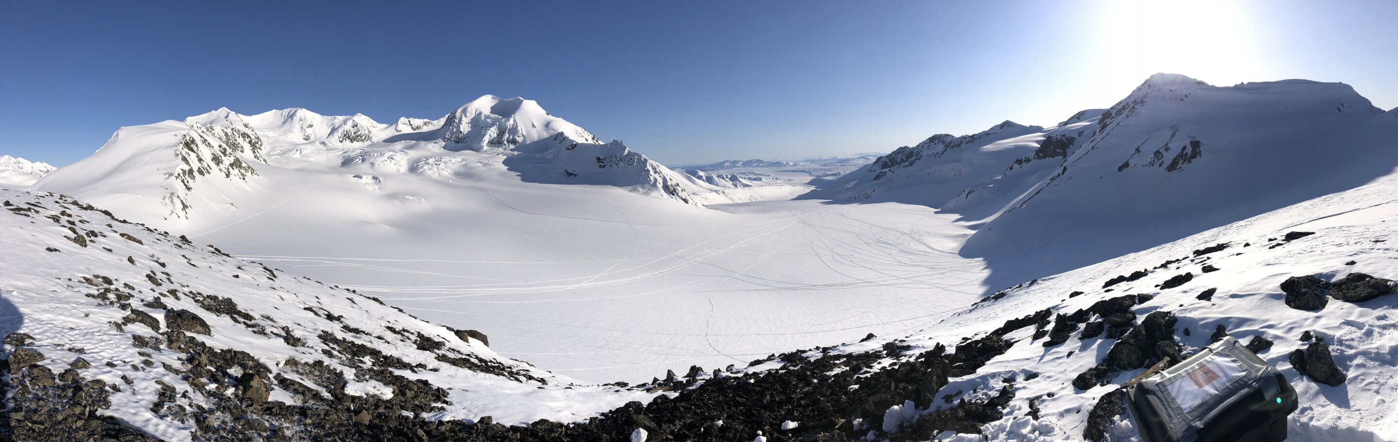 研究人员就冰川对气候变化的反应进行“预测建模”