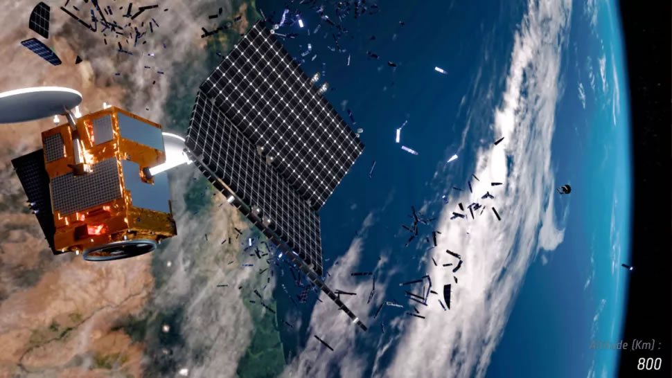 一颗神秘的俄罗斯卫星在轨道上破裂 产生了一团碎片