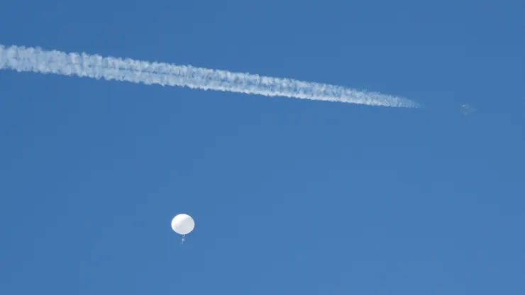 八天内四起 美军机又击落空中不明飞行物