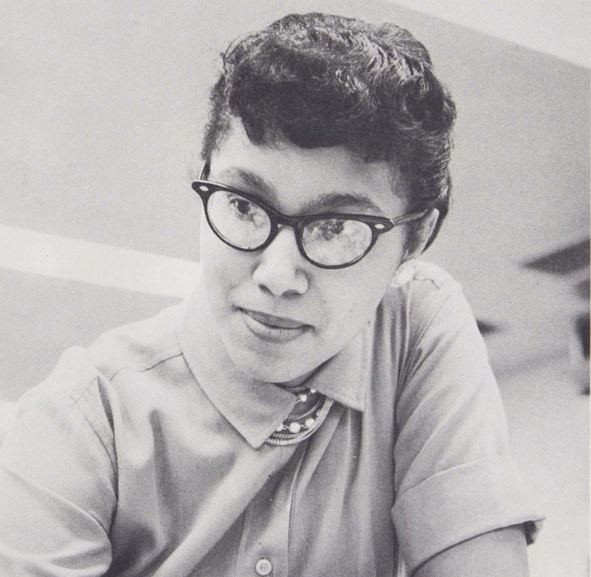 月亮山的名字是为了纪念美国宇航局数学家Melba Mouton