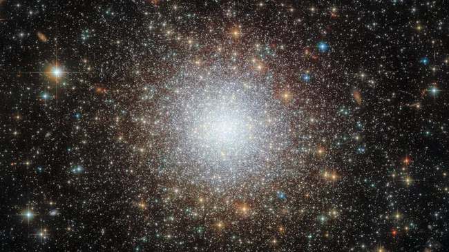 Զϵھпһĺǡѩ򡱣״NGC 2210