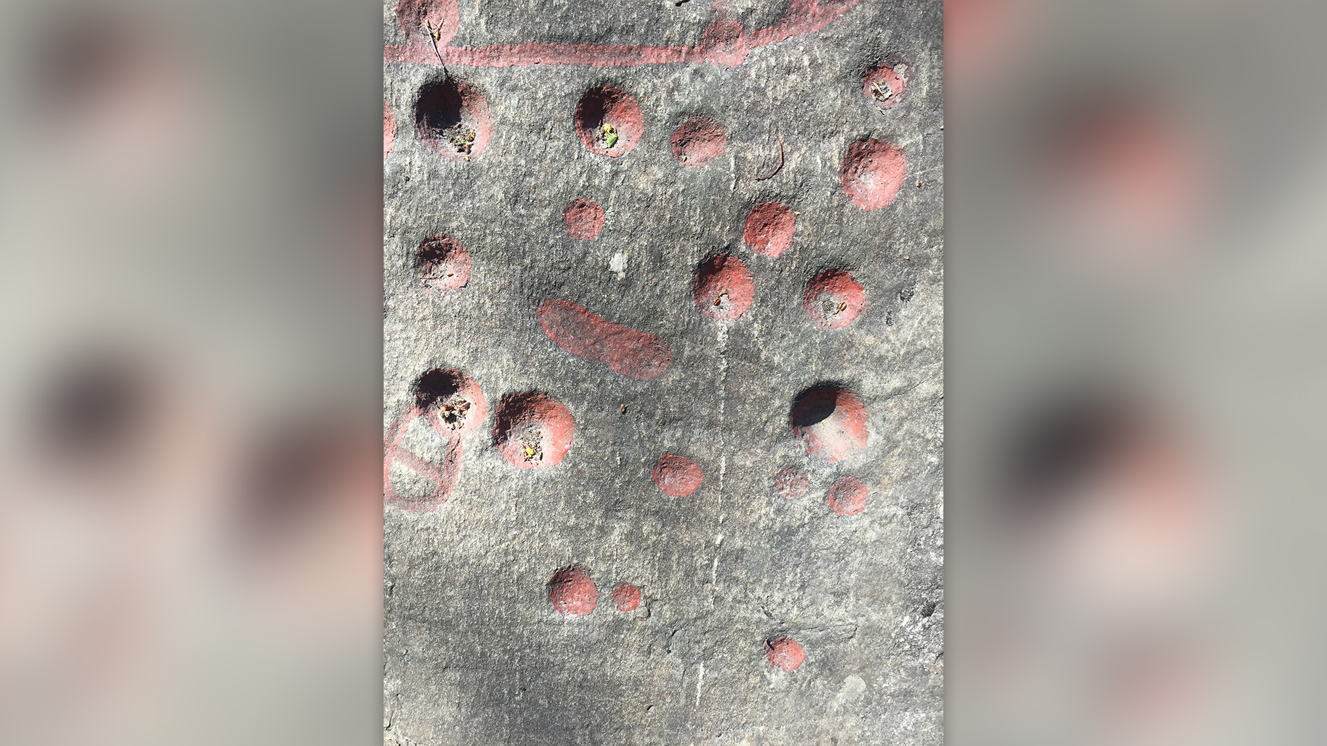 13件世界上最古老的艺术品,其中一些是由灭绝的人类亲属制作的