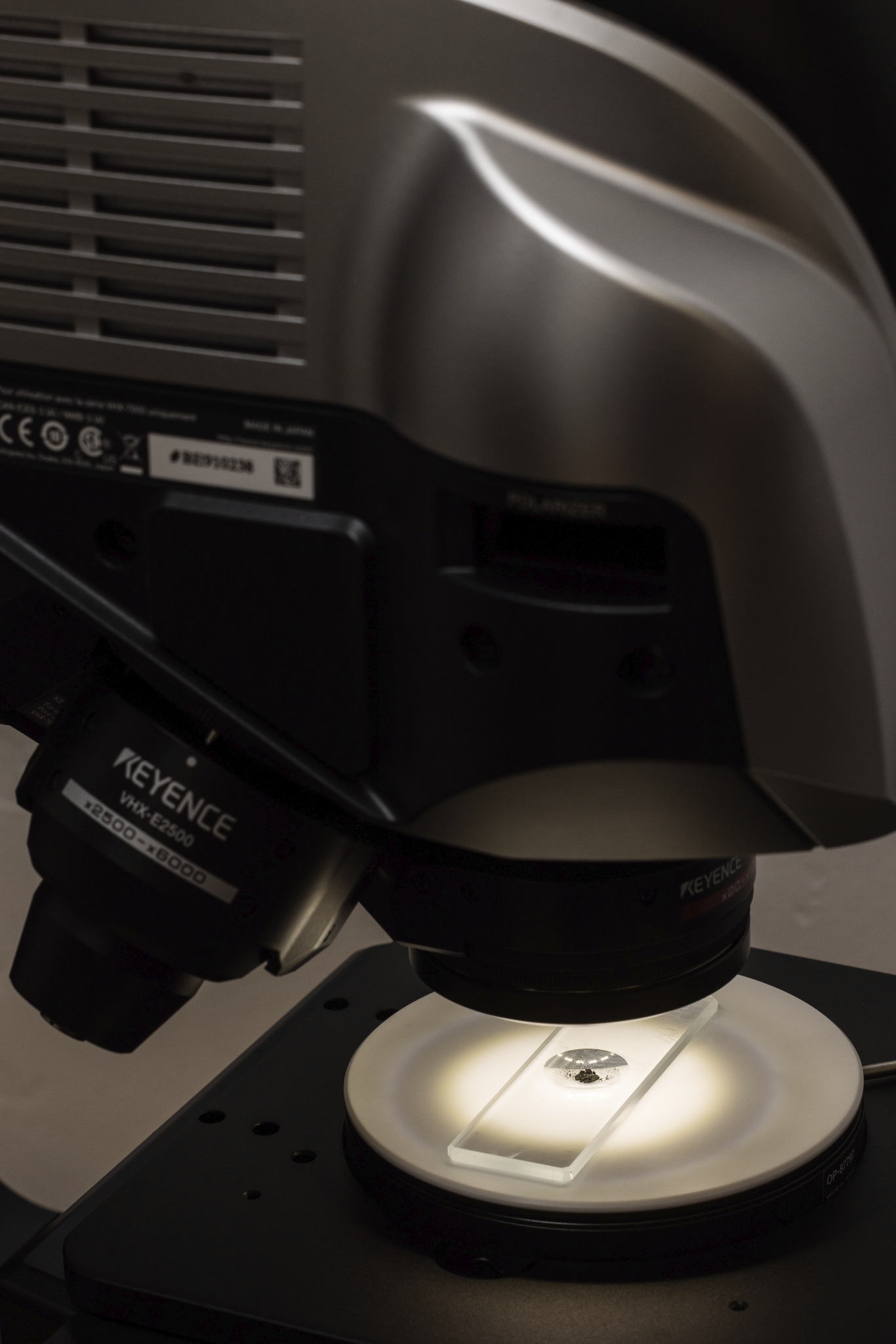 对小行星贝努鸟样本的首次观察表明,太空岩石甚至可能是“古代海洋世界的碎片”