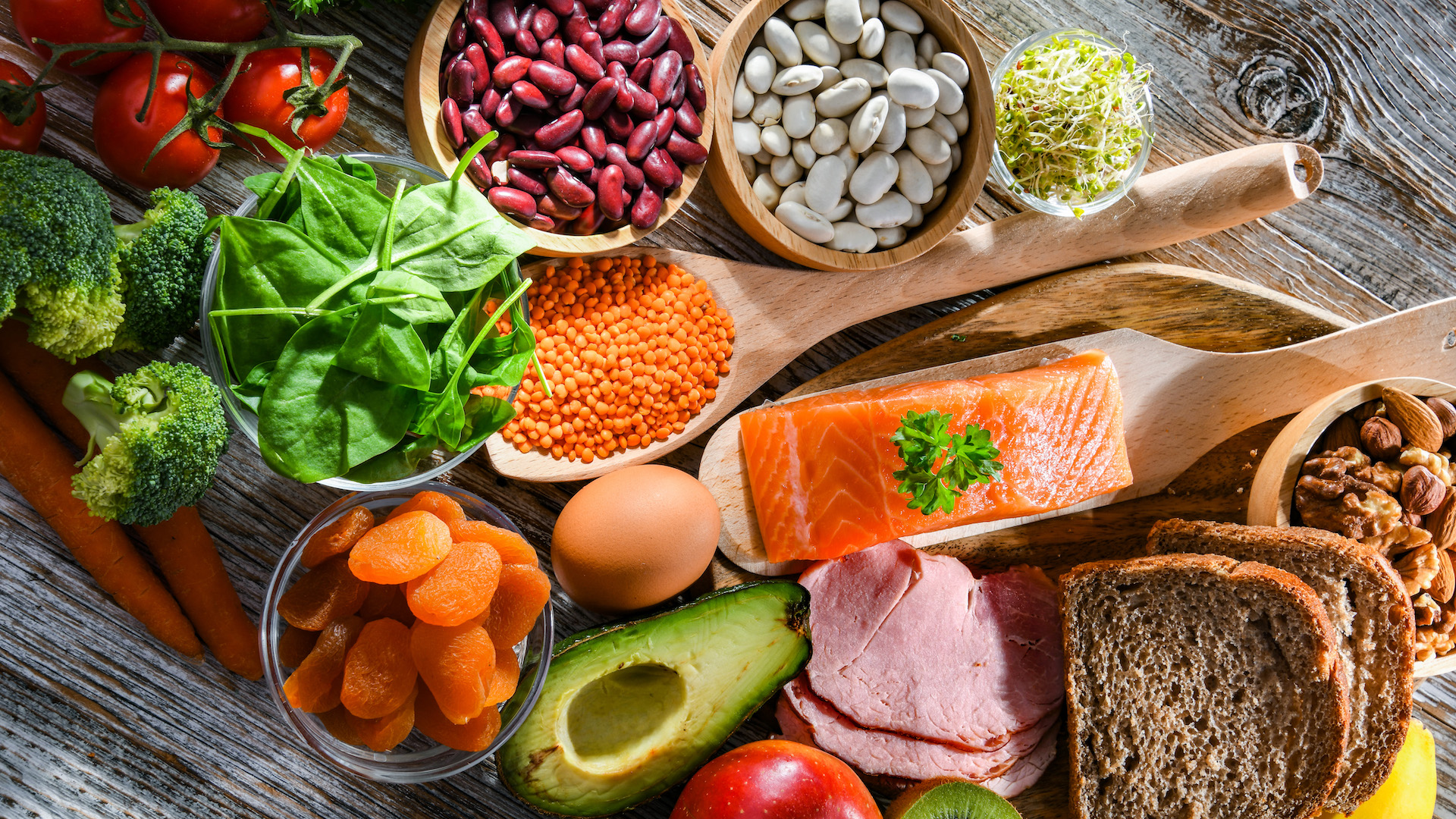 “我们一直是杂食动物”:为什么“肉食爱好者”对我们祖先的饮食的看法是错误的