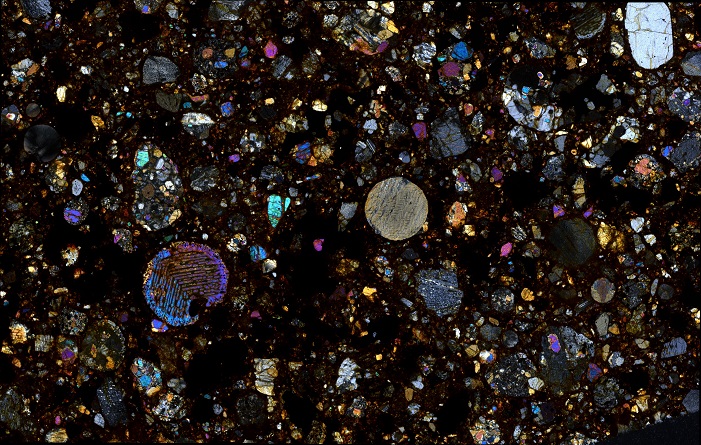 研究人员将70%的陨石追溯到3个小行星家族