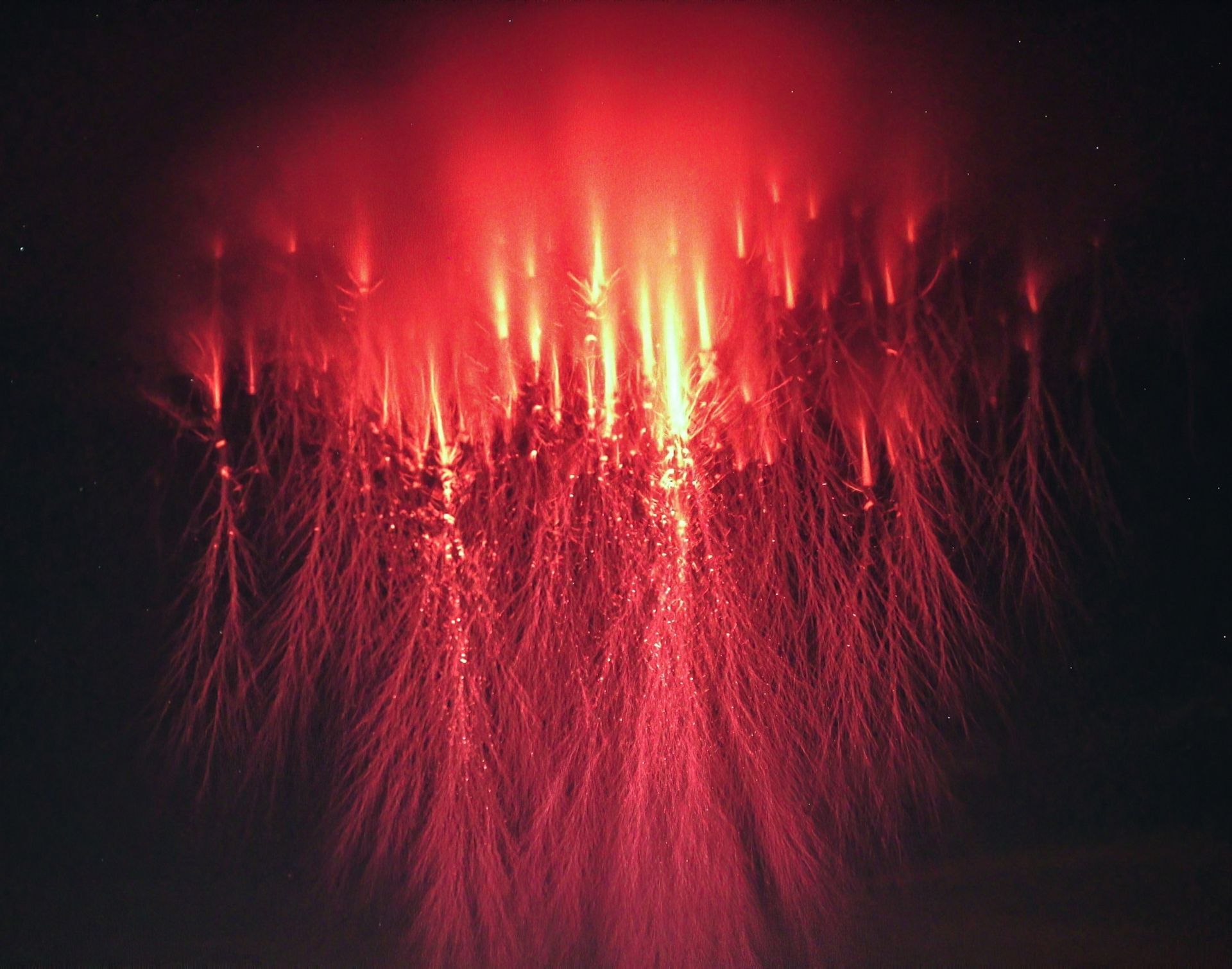 使徒降临? 地球上最超现实的神秘闪电现象